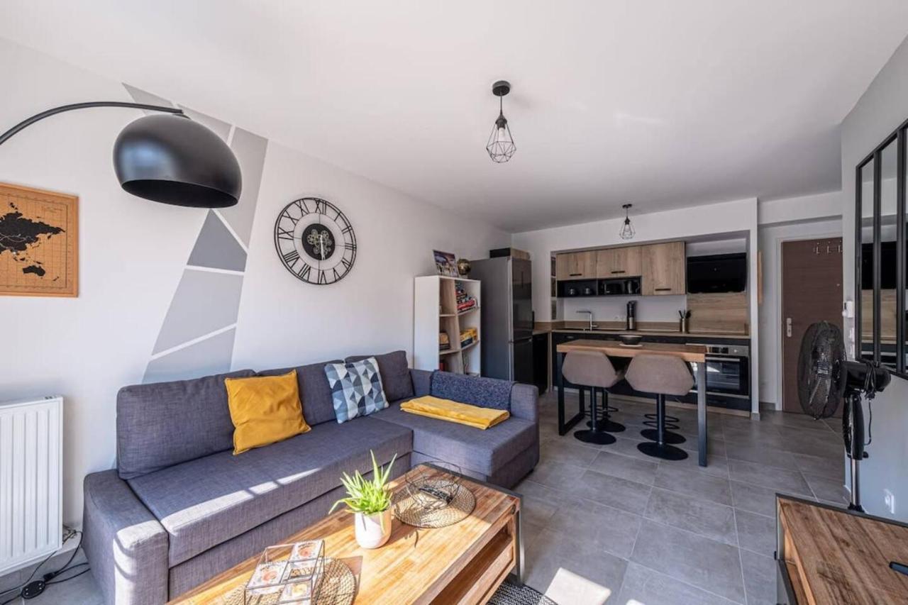 F2 Cozy Pour 4 Proche Disneyland - Fairytale Factory Villeneuve-Saint-Denis Екстер'єр фото